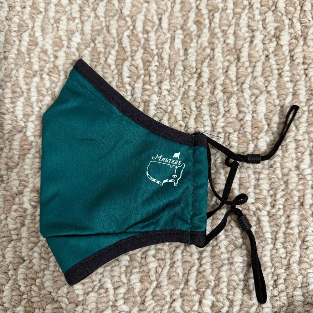 Masters Green Face Mask